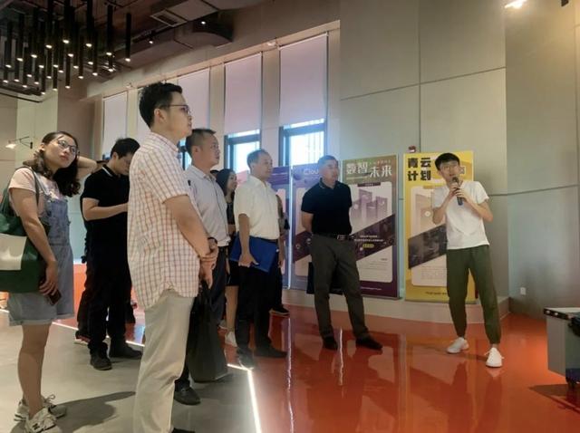 重庆市荣昌区科学技术局领导莅临阿里云创新中心(重庆)参观交流